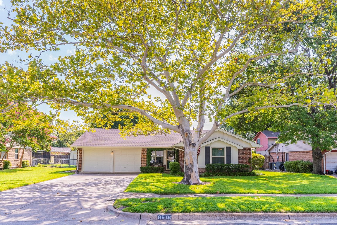 8518 Hackney Lane Dallas TX 75238