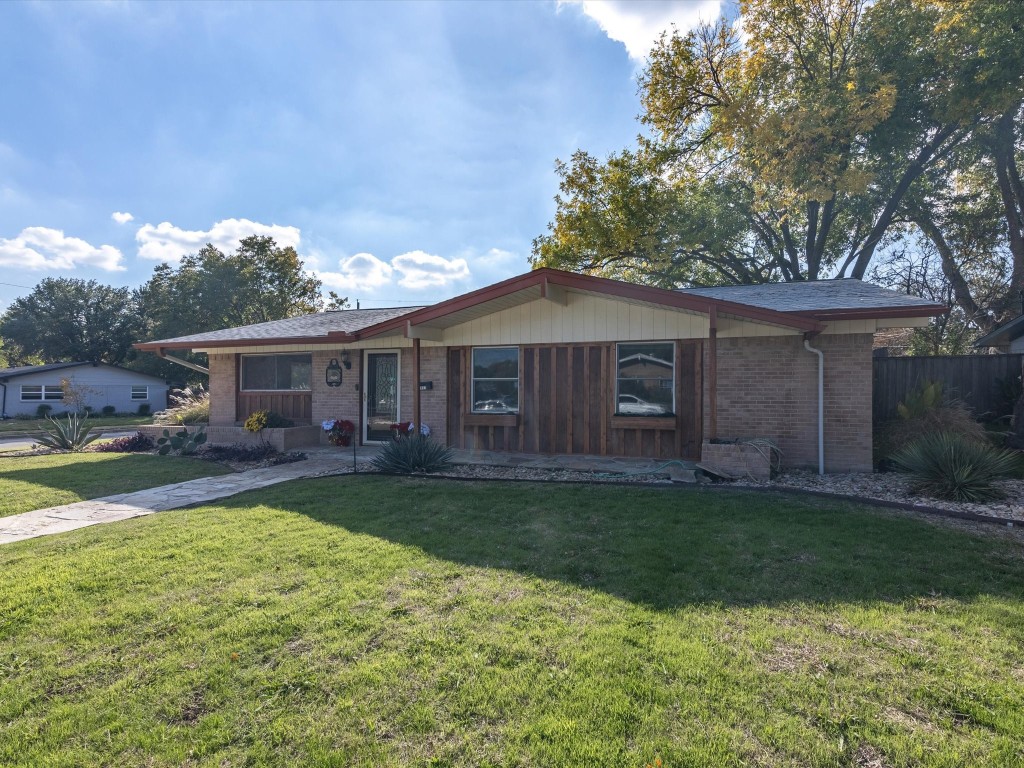 11457 Coral Hills Drive Dallas TX 75229