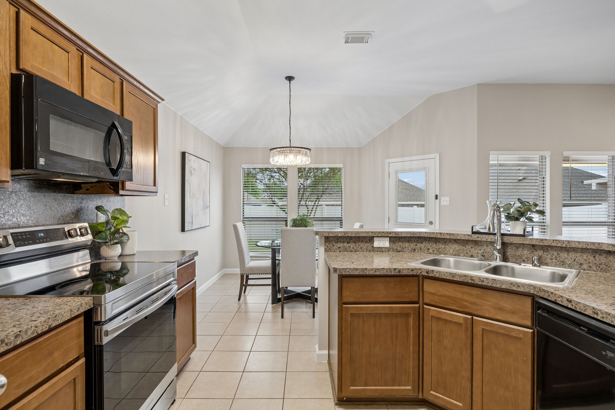 3342 Shining Light Drive Dallas TX 75228