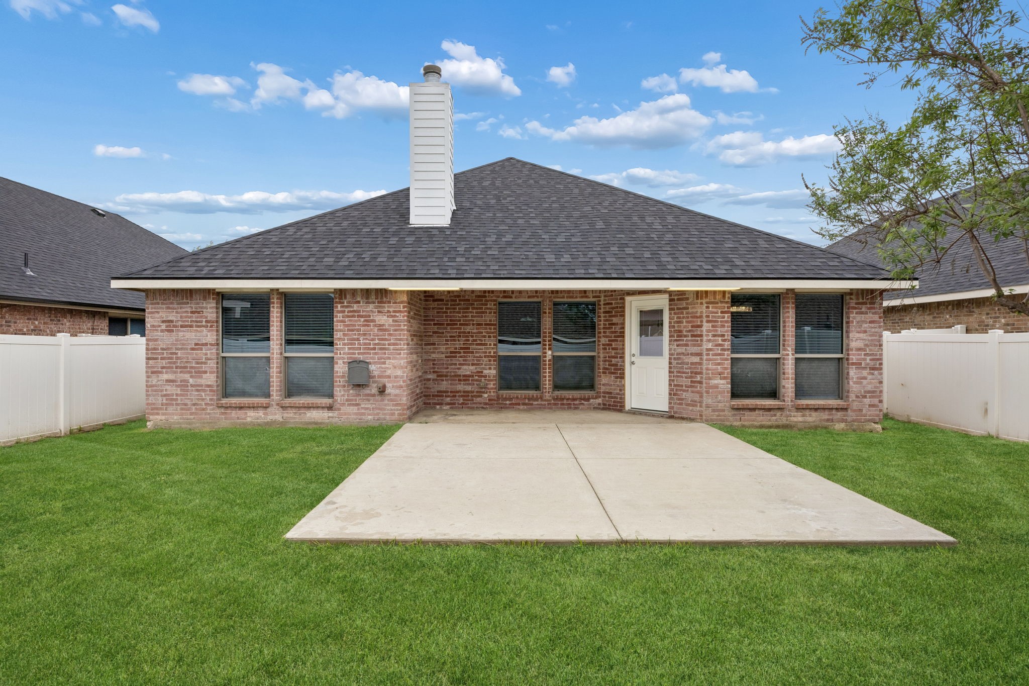 3342 Shining Light Drive Dallas TX 75228