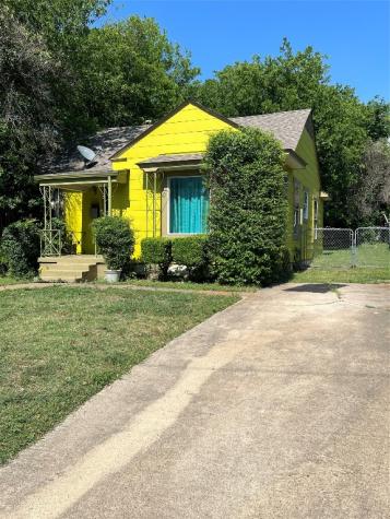 3221 Willing Avenue Fort Worth TX 76110