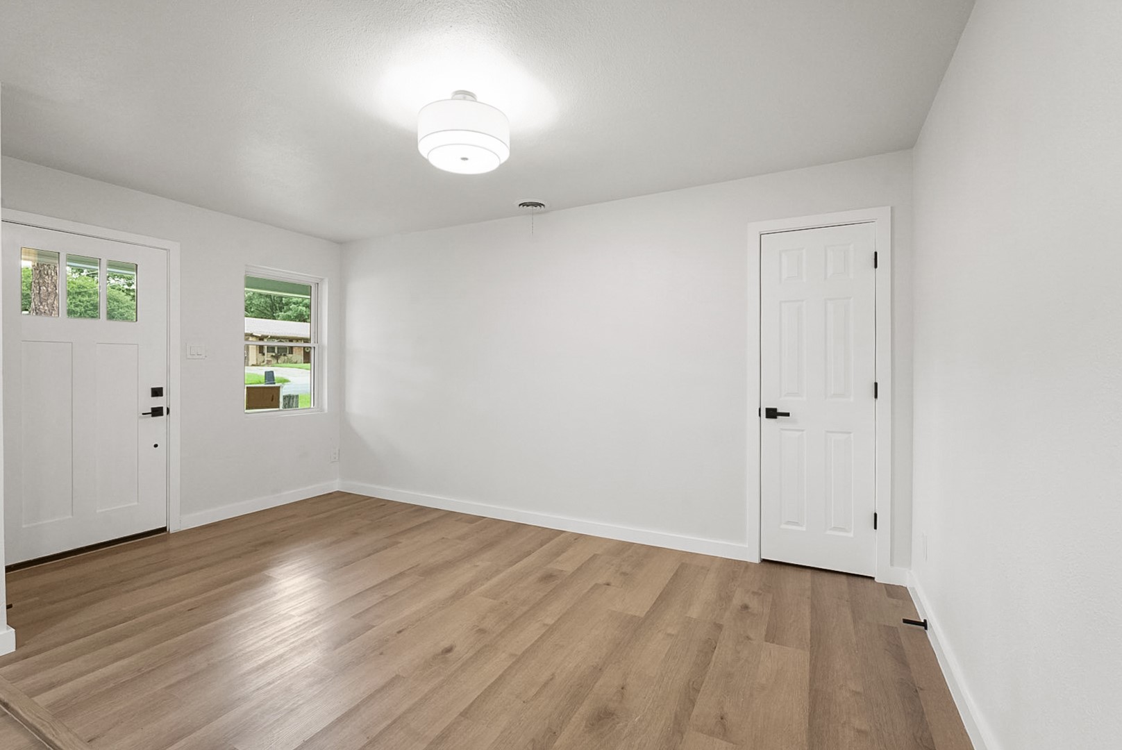861 Woodcrest Drive Hurst TX 76053