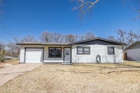 302 Bryant Road Clyde TX 79510