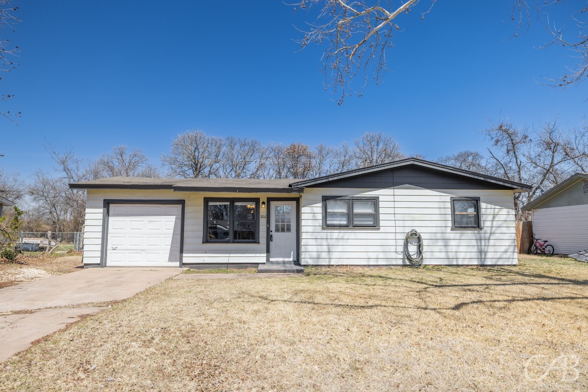 302 Bryant Road Clyde TX 79510