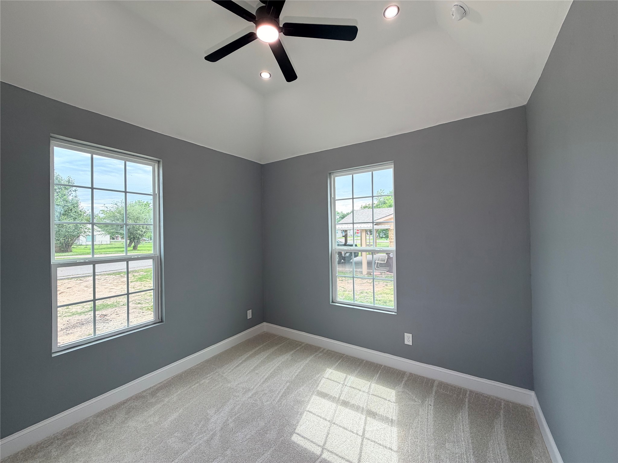 302 E Travis Street Leonard TX 75452