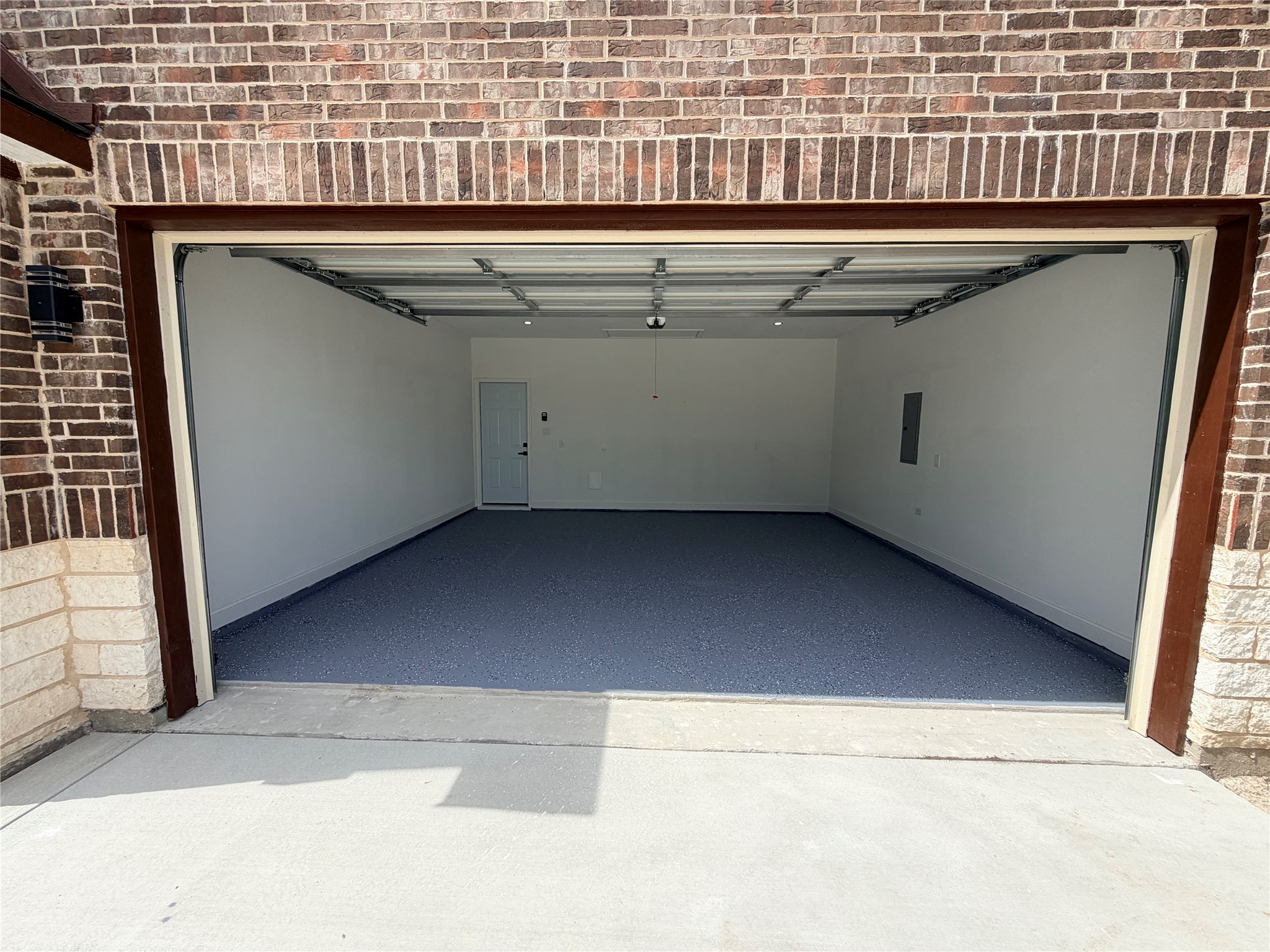 302 E Travis Street Leonard TX 75452