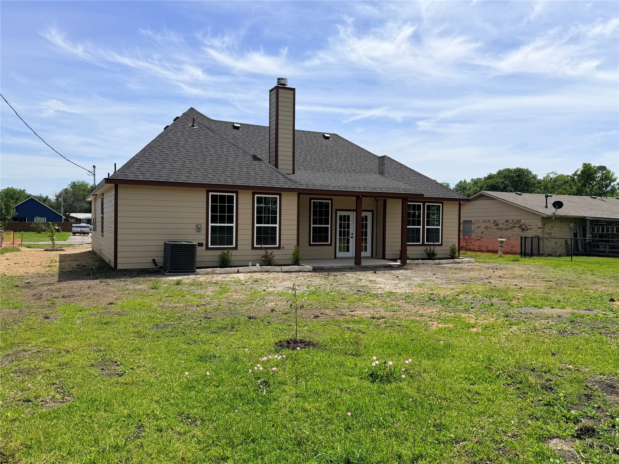 302 E Travis Street Leonard TX 75452