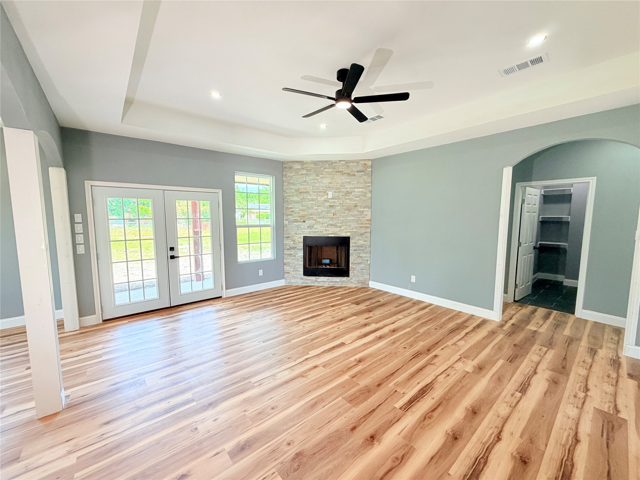 302 E Travis Street Leonard TX 75452