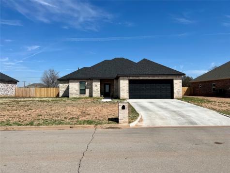 1415 Danberry Street Burkburnett TX 76354