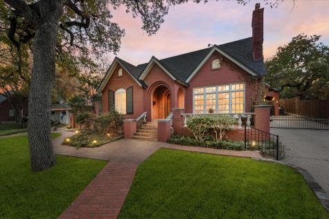 415 Eastwood Avenue Fort Worth TX 76107