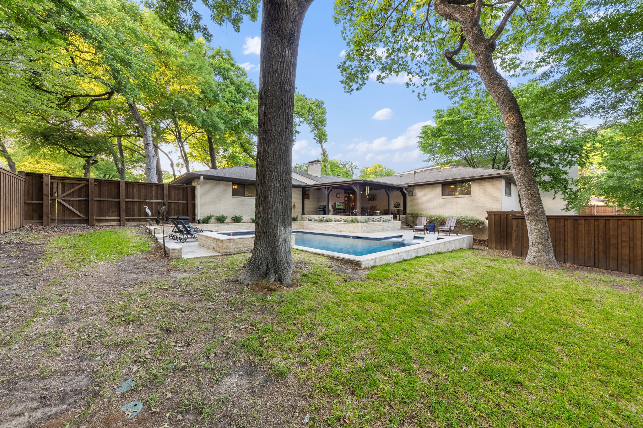 8214 San Leandro Drive Dallas TX 75218