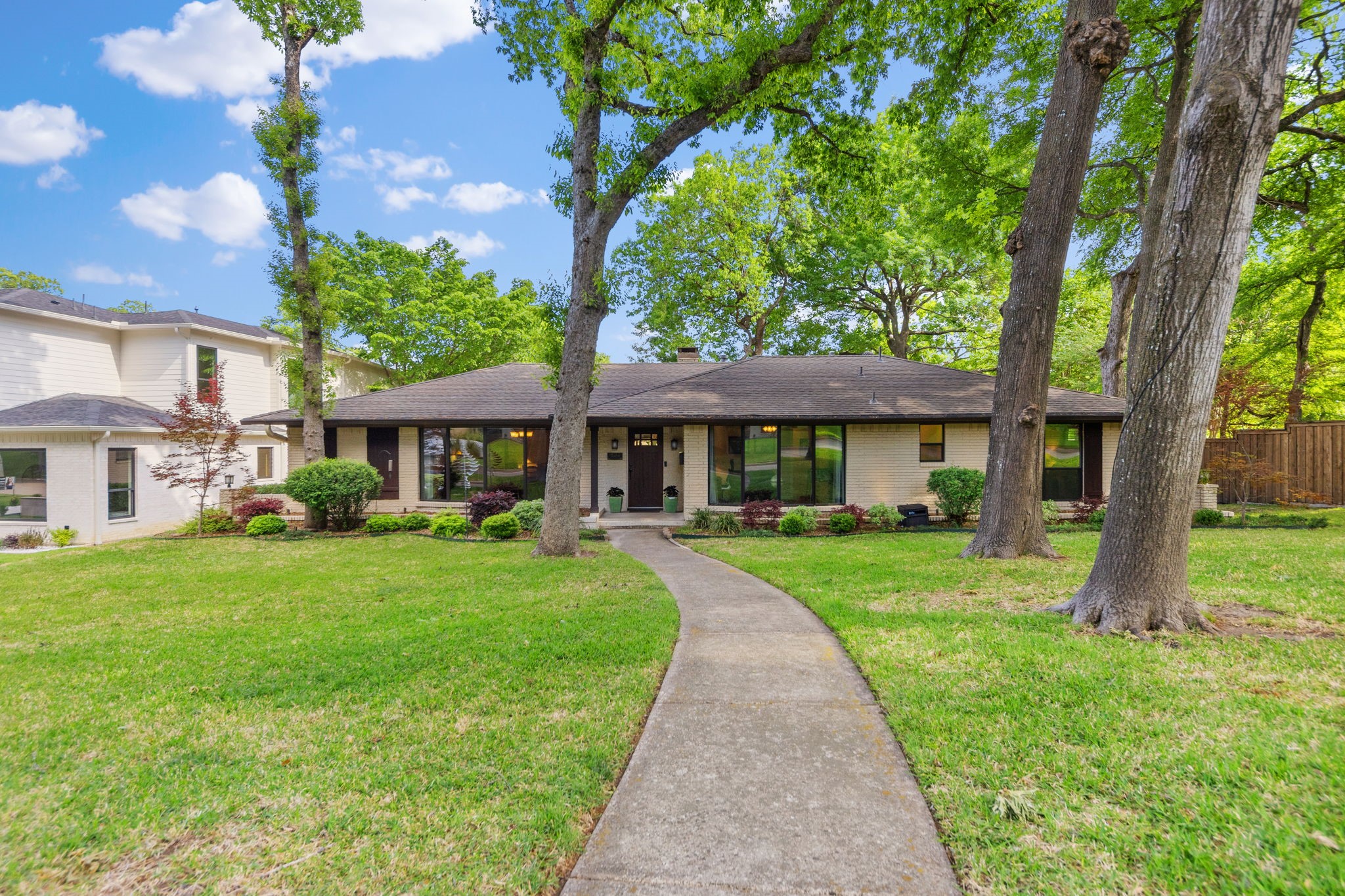 8214 San Leandro Drive Dallas TX 75218