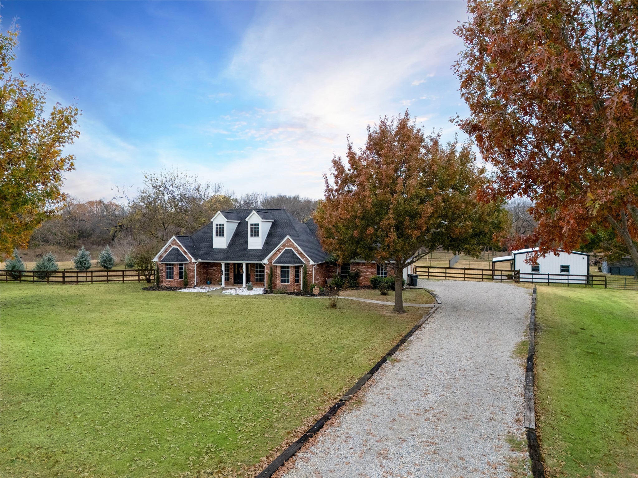 187 Southwood Bend Springtown TX 76082