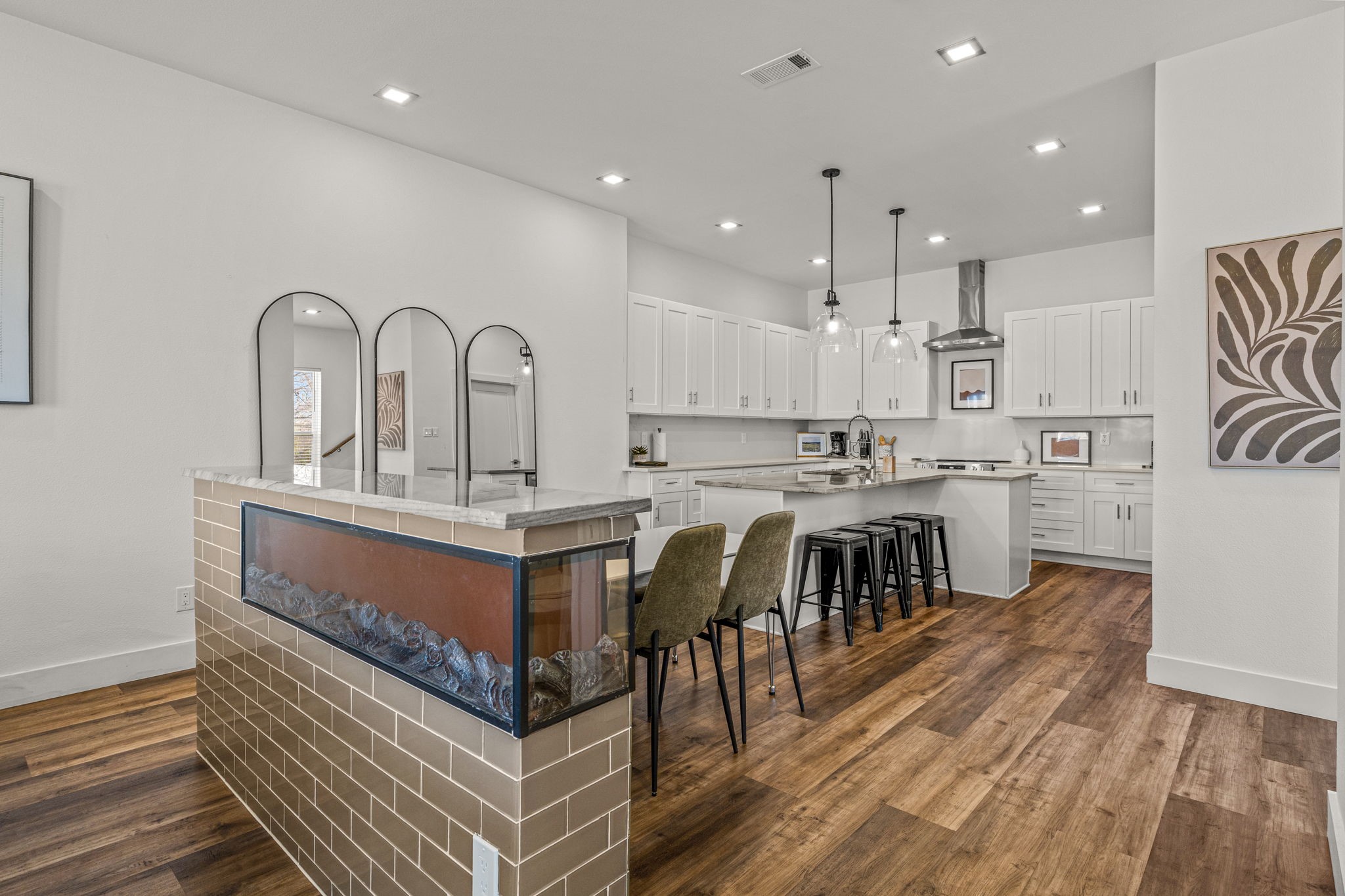 500 W Sanford Street Arlington TX 76011
