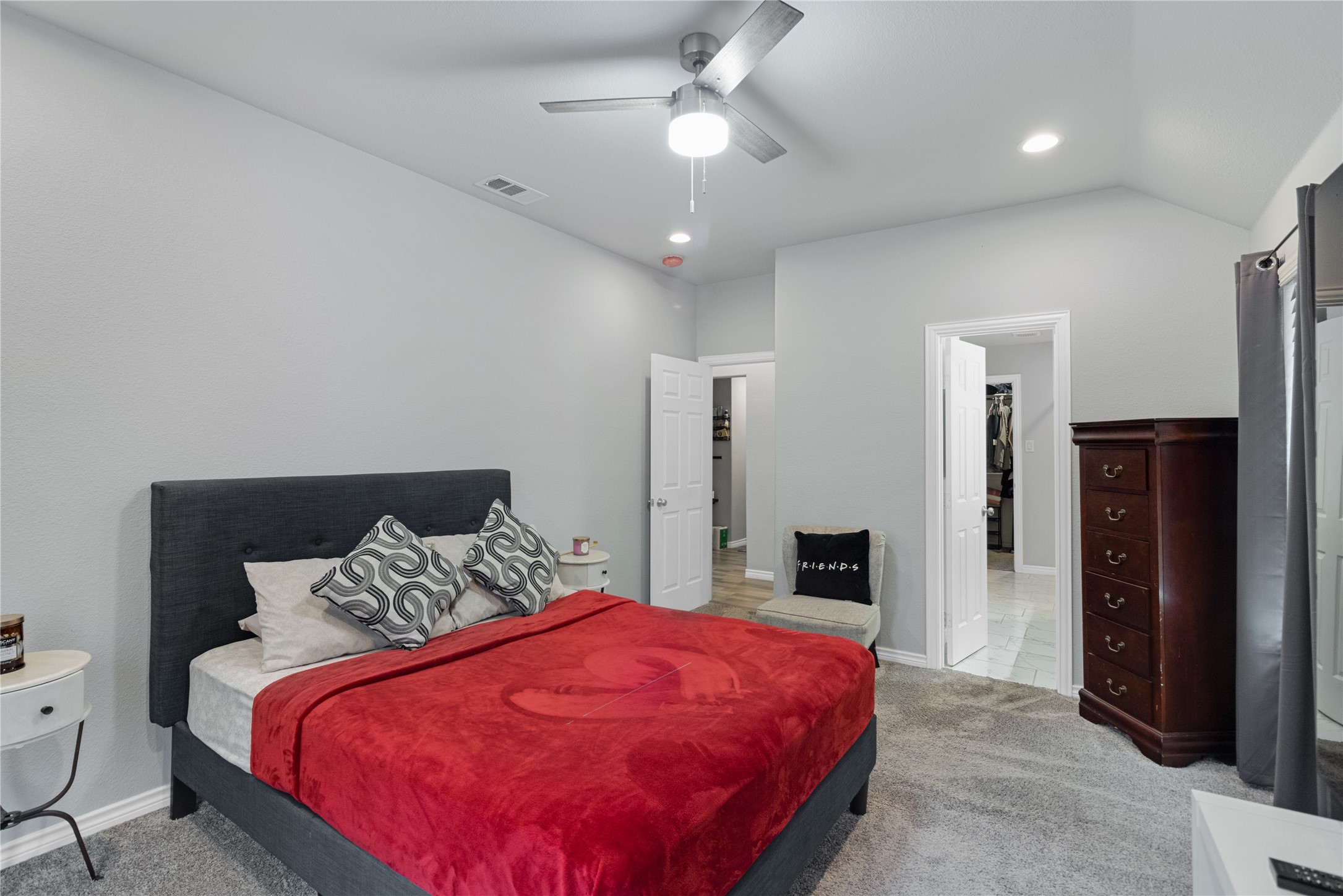 1317 Dacki Avenue Dallas TX 75211