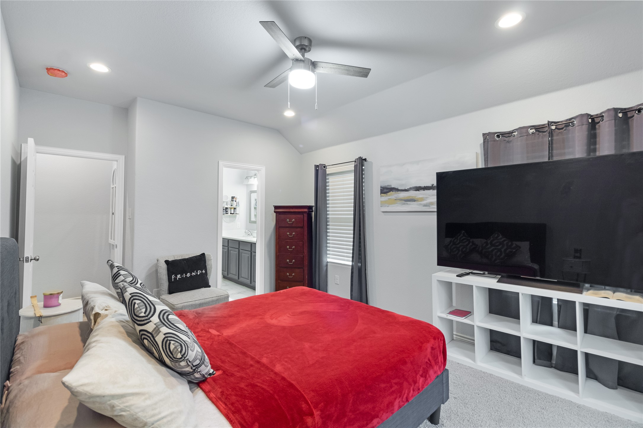 1317 Dacki Avenue Dallas TX 75211