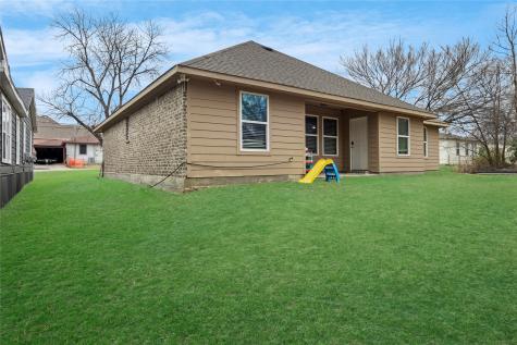 1317 Dacki Avenue Dallas TX 75211