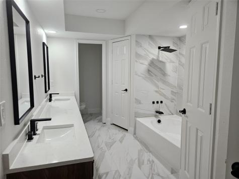 2709 Heather Glen Court Carrollton TX 75006