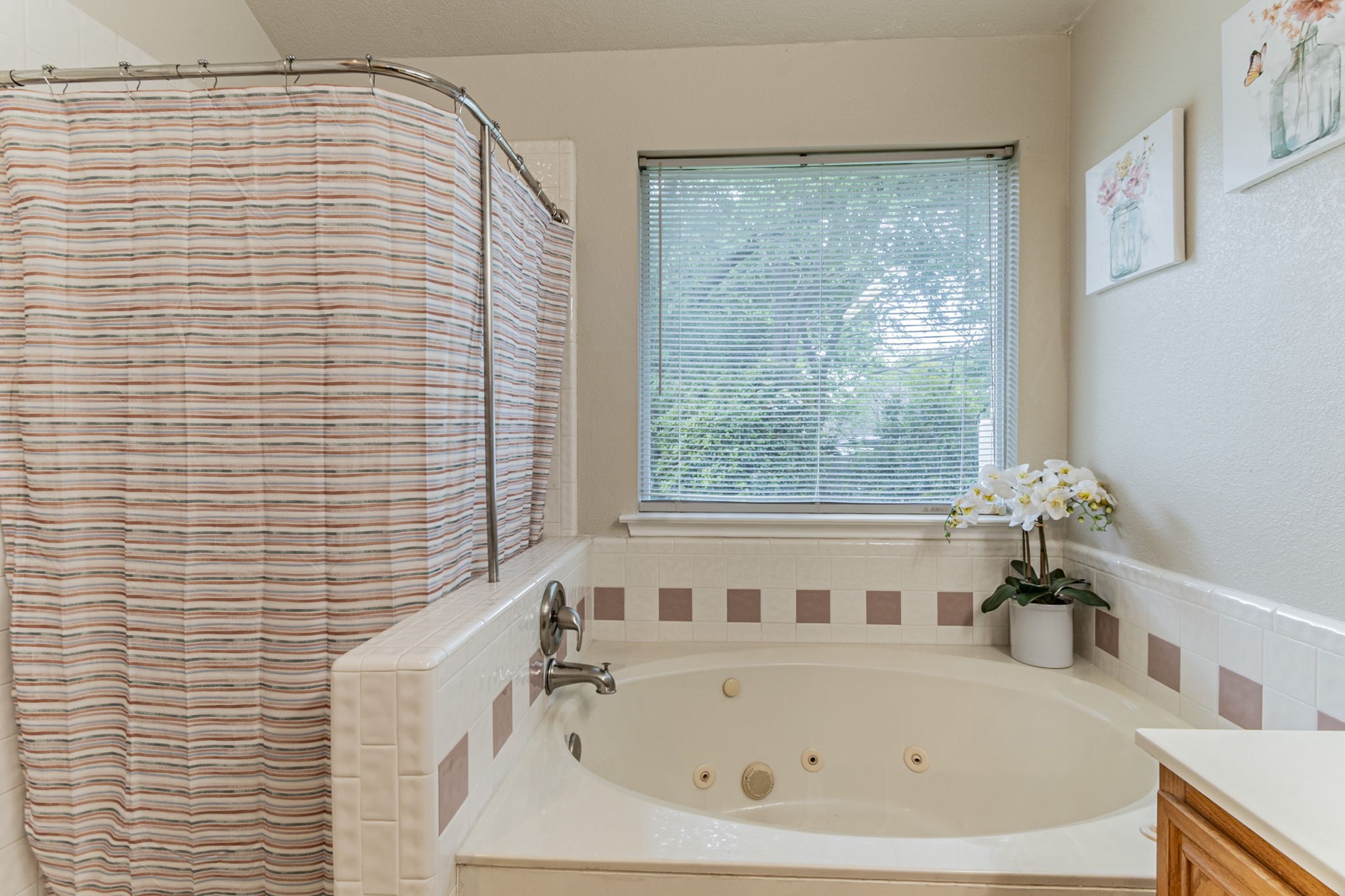 2521 Fairmont Drive Grand Prairie TX 75052