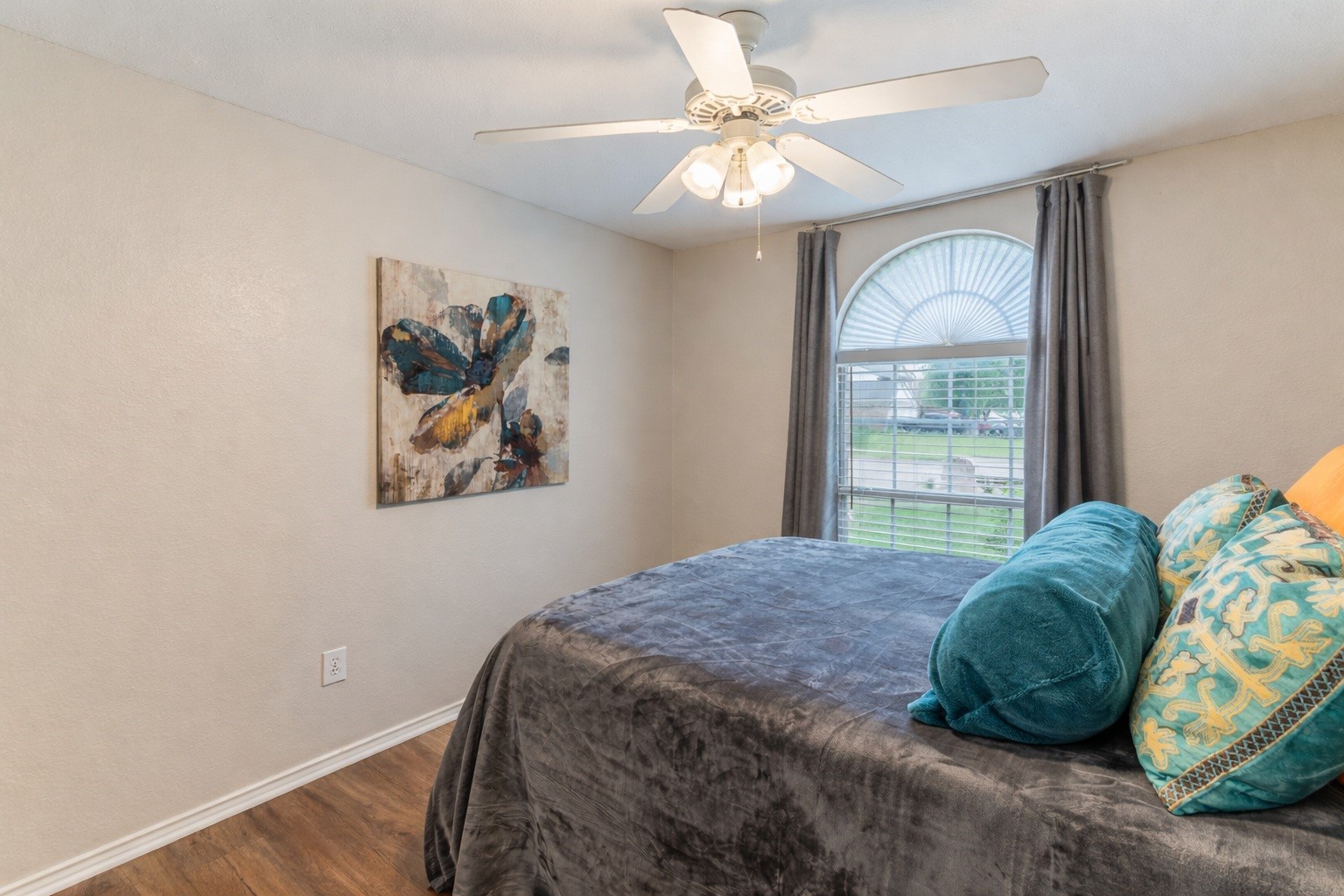 2521 Fairmont Drive Grand Prairie TX 75052