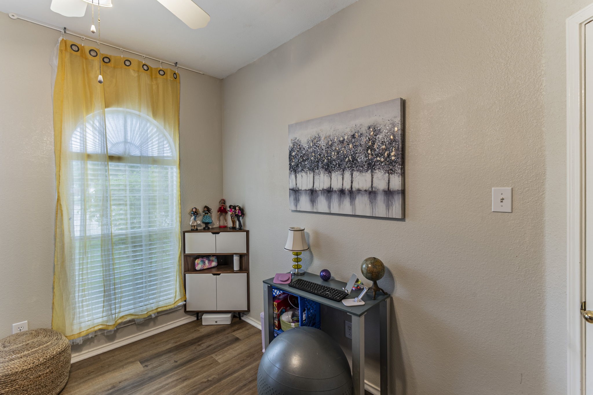 2521 Fairmont Drive Grand Prairie TX 75052