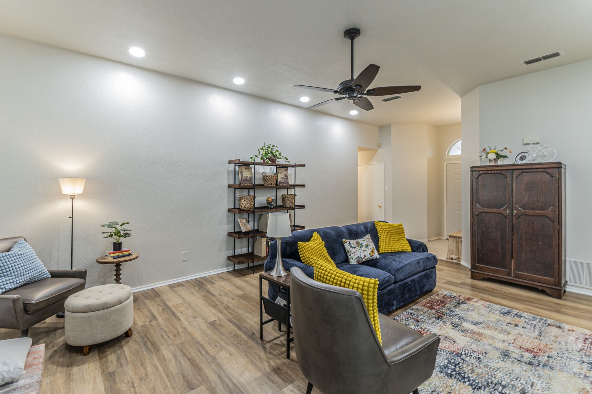 2521 Fairmont Drive Grand Prairie TX 75052