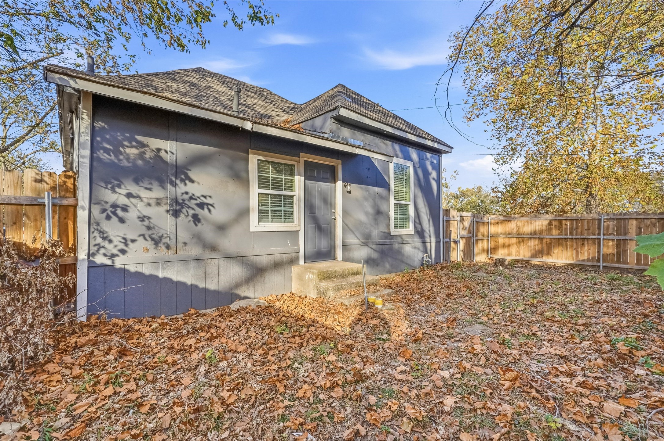 900 W Morgan Street Denison TX 75020