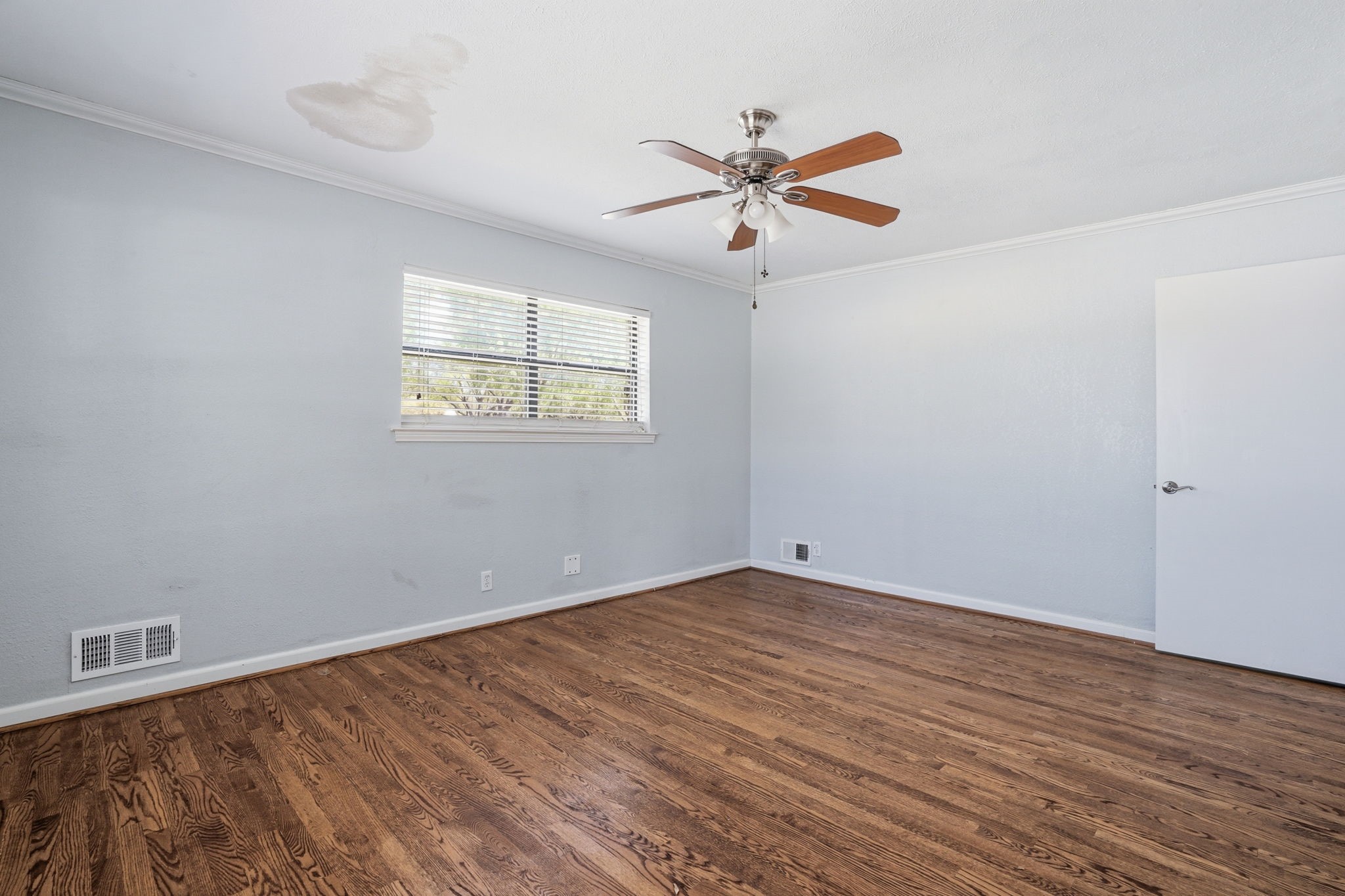 13460 Mill Grove Lane Dallas TX 75240