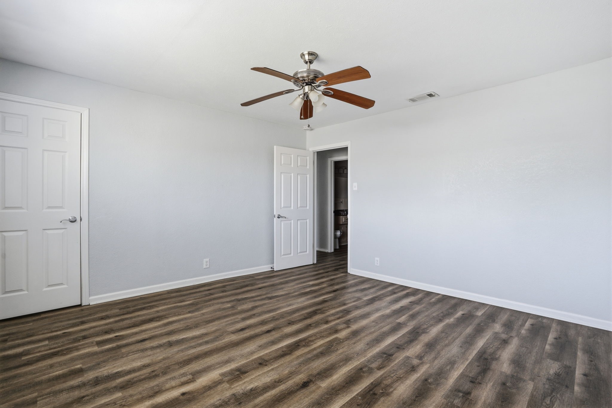 13460 Mill Grove Lane Dallas TX 75240