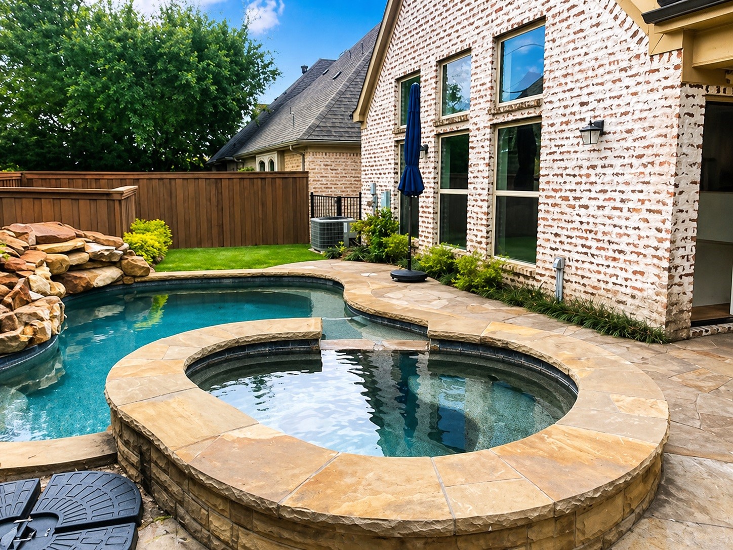 6146 Stapleford Circle Dallas TX 75252