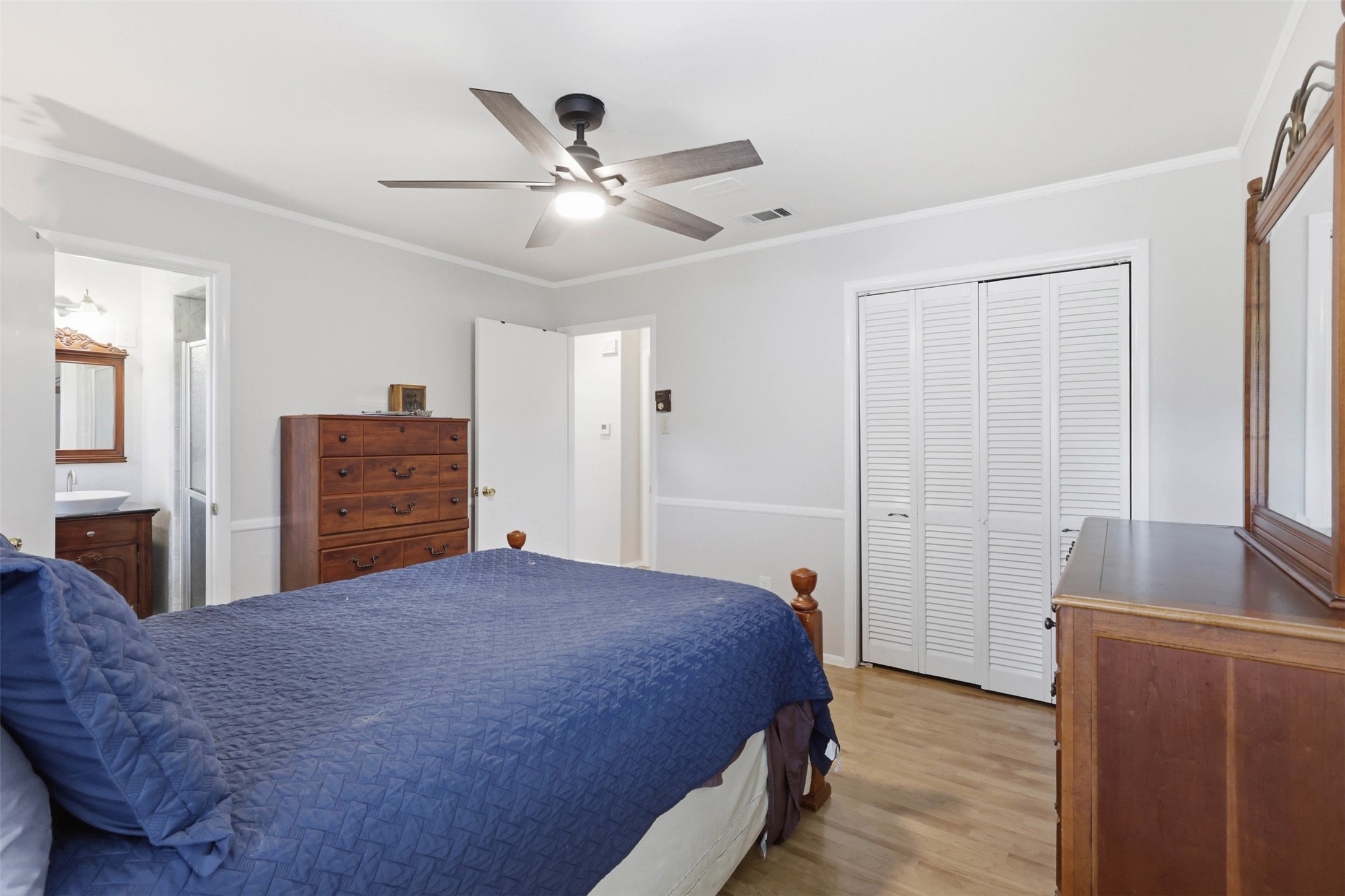 6104 Cliffside Drive Edgecliff Village TX 76134