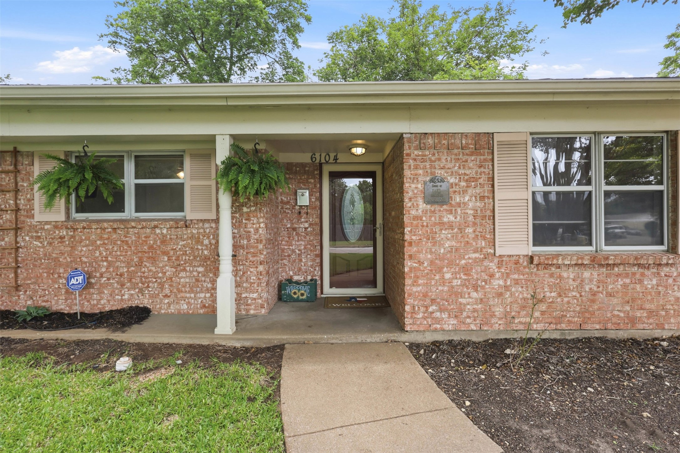 6104 Cliffside Drive Edgecliff Village TX 76134