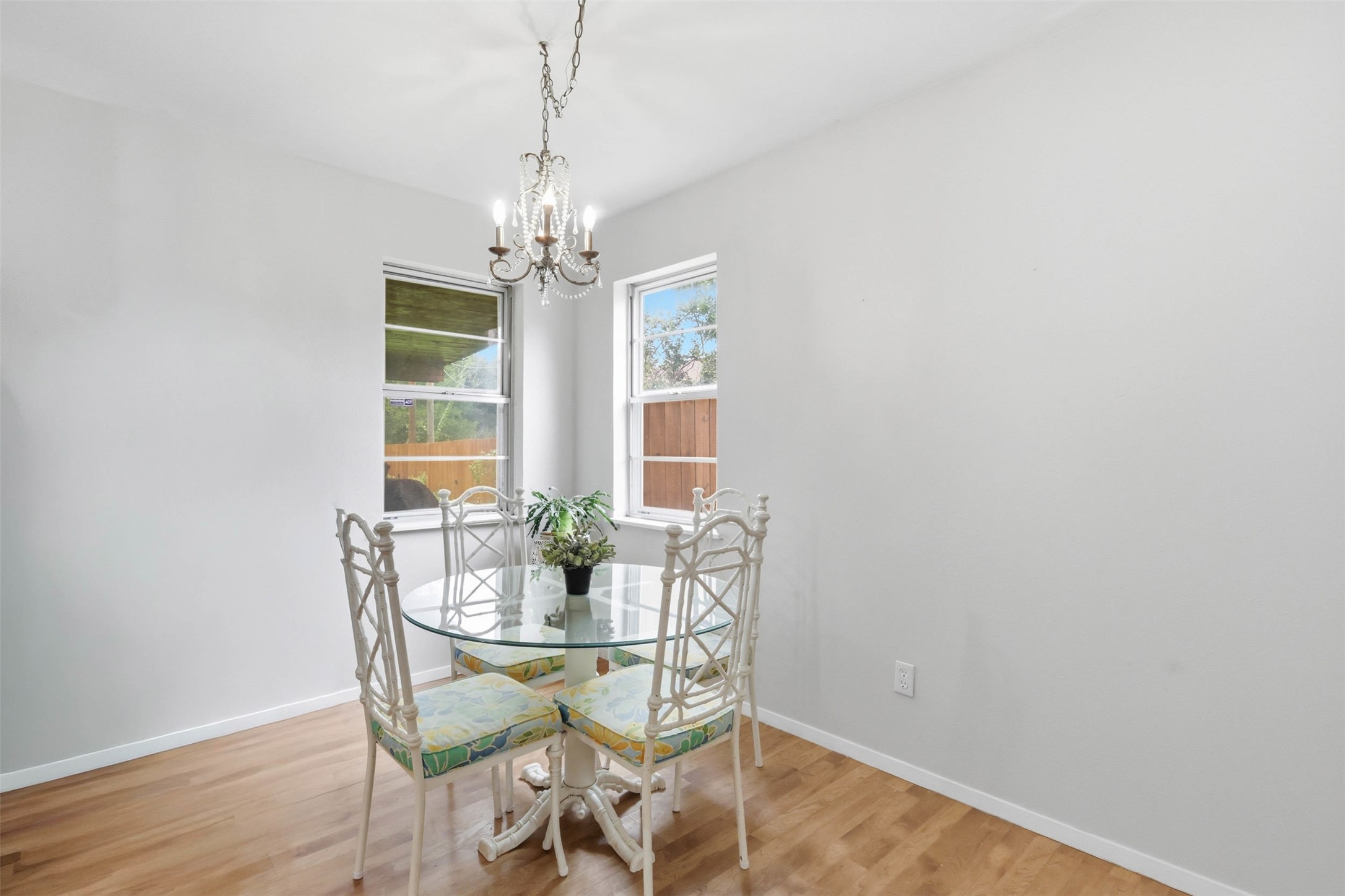 6104 Cliffside Drive Edgecliff Village TX 76134