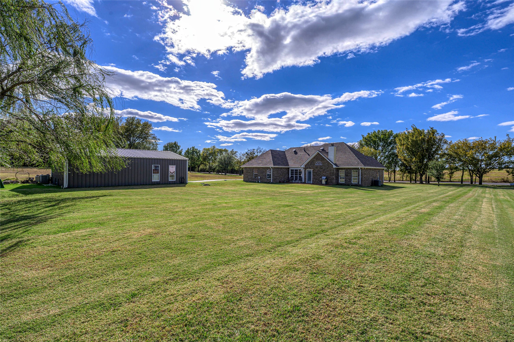 10264 Farmington Road Van Alstyne TX 75495