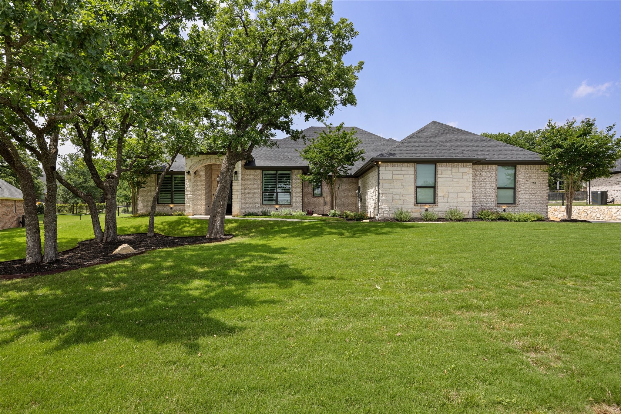 4005 Legend Trail Granbury TX 76049