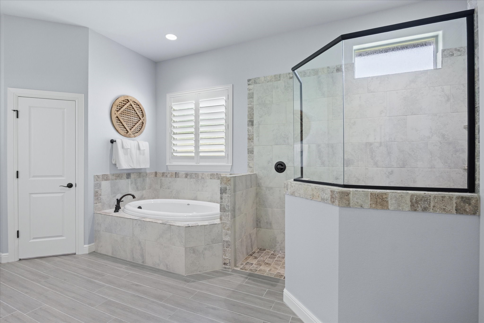 4005 Legend Trail Granbury TX 76049