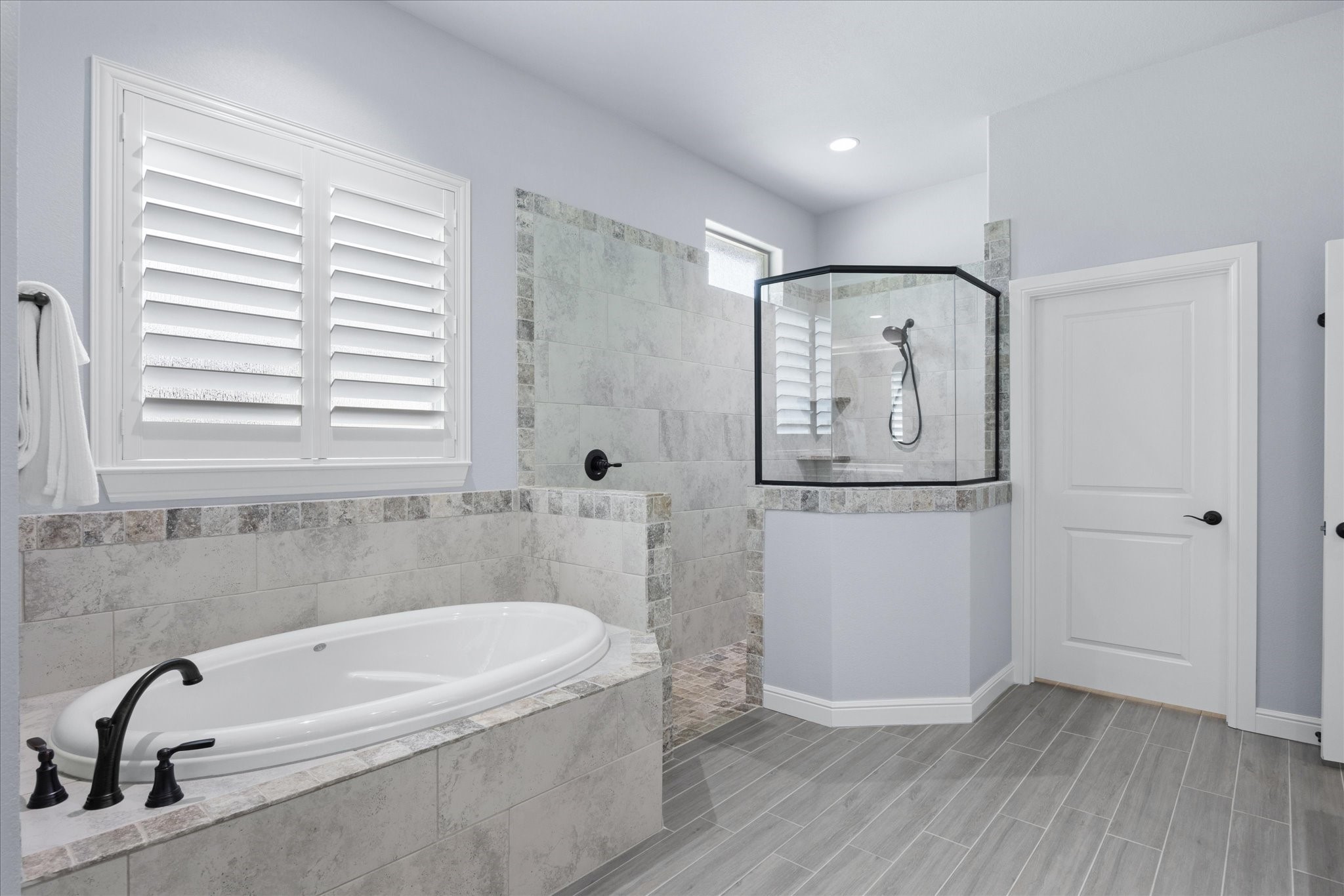 4005 Legend Trail Granbury TX 76049