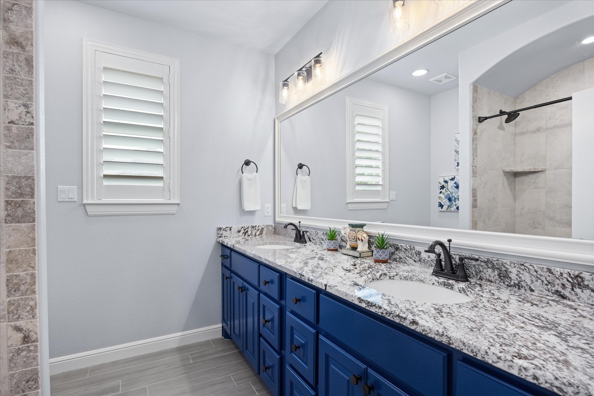 4005 Legend Trail Granbury TX 76049