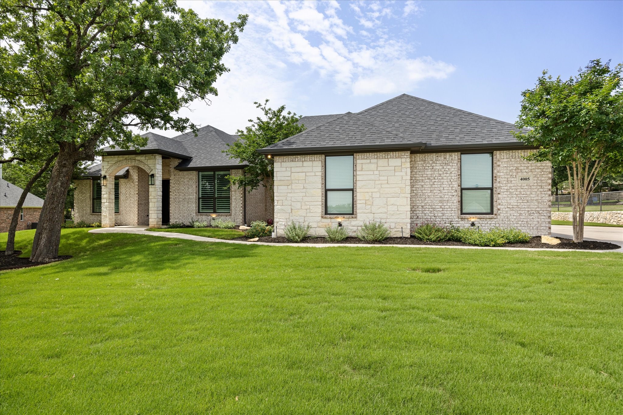 4005 Legend Trail Granbury TX 76049