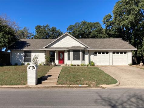 107 Briarhaven Boulevard Weatherford TX 76086