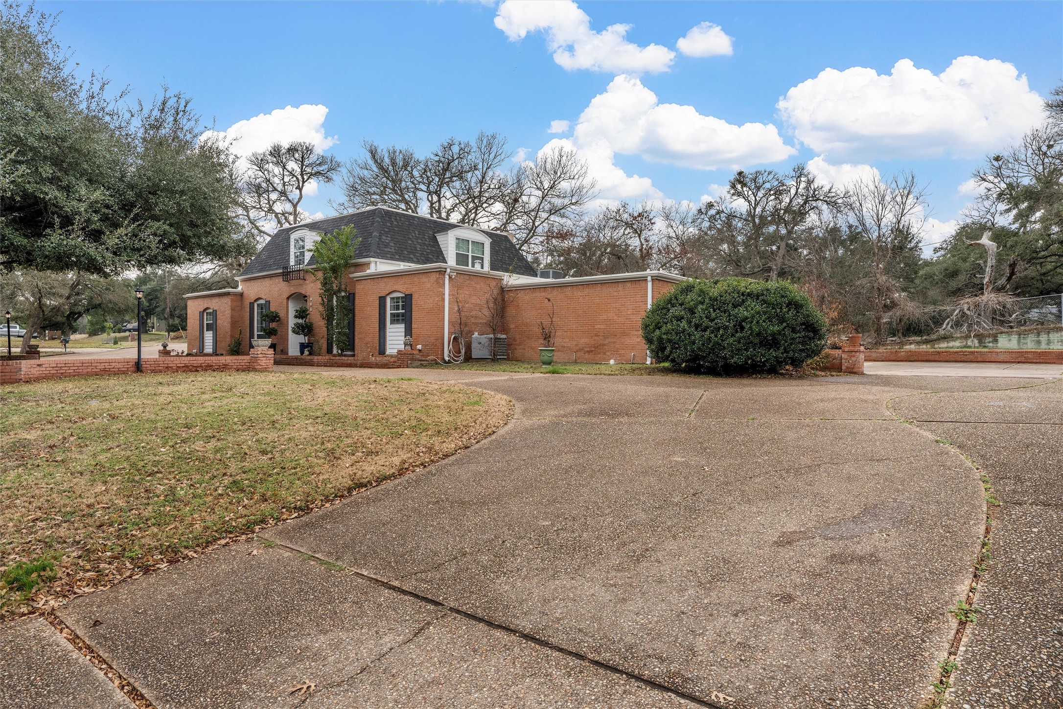 701 Fonville Drive Marlin TX 76661