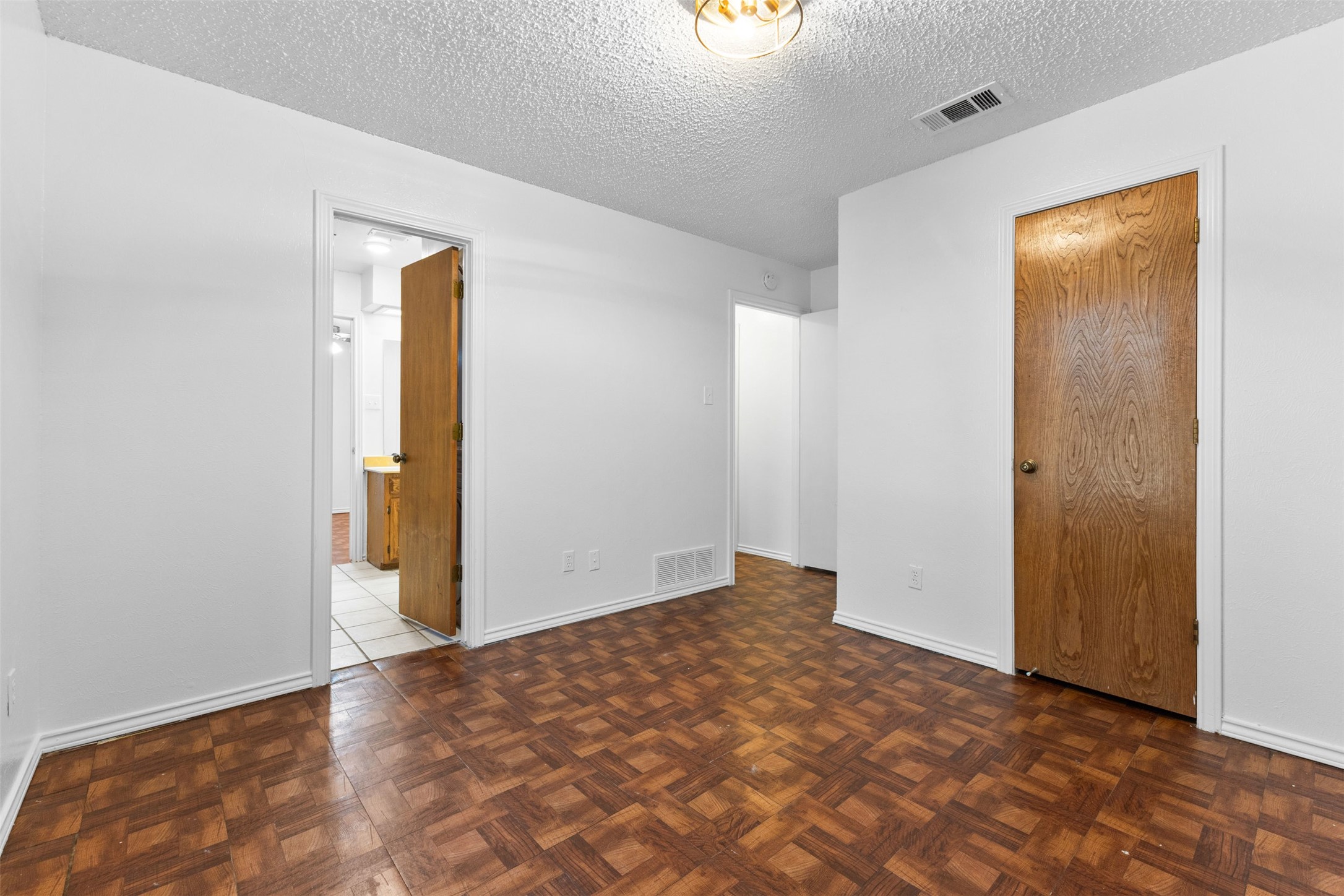1906 Hillcroft Drive Duncanville TX 75137