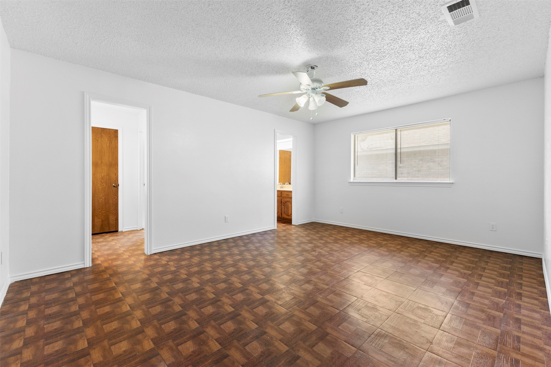 1906 Hillcroft Drive Duncanville TX 75137