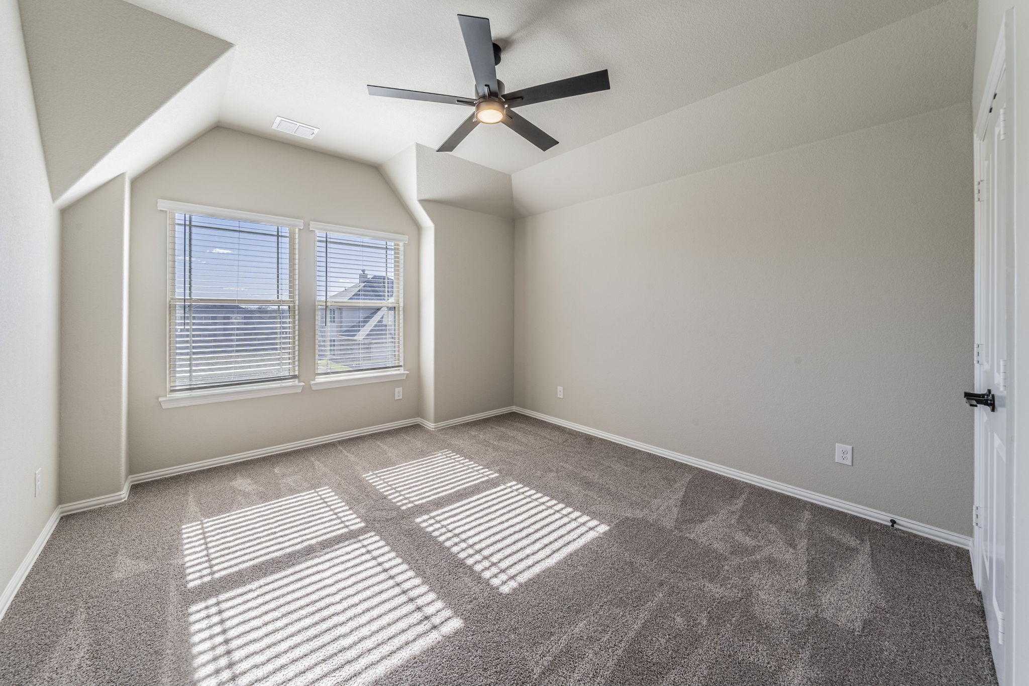 1049 Snowy Owl Drive Alvarado TX 76009
