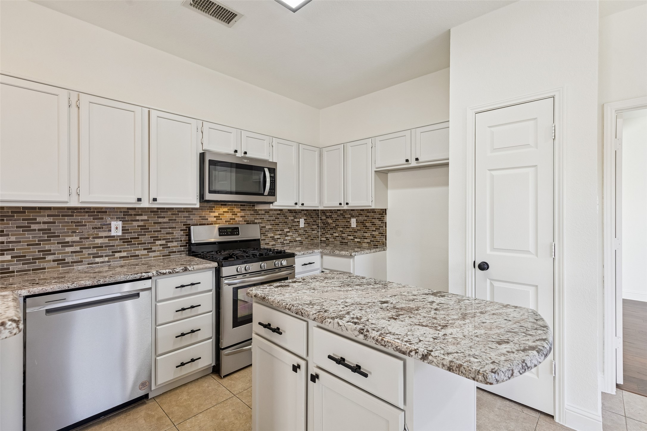 2505 Lakeshore Drive Flower Mound TX 75028