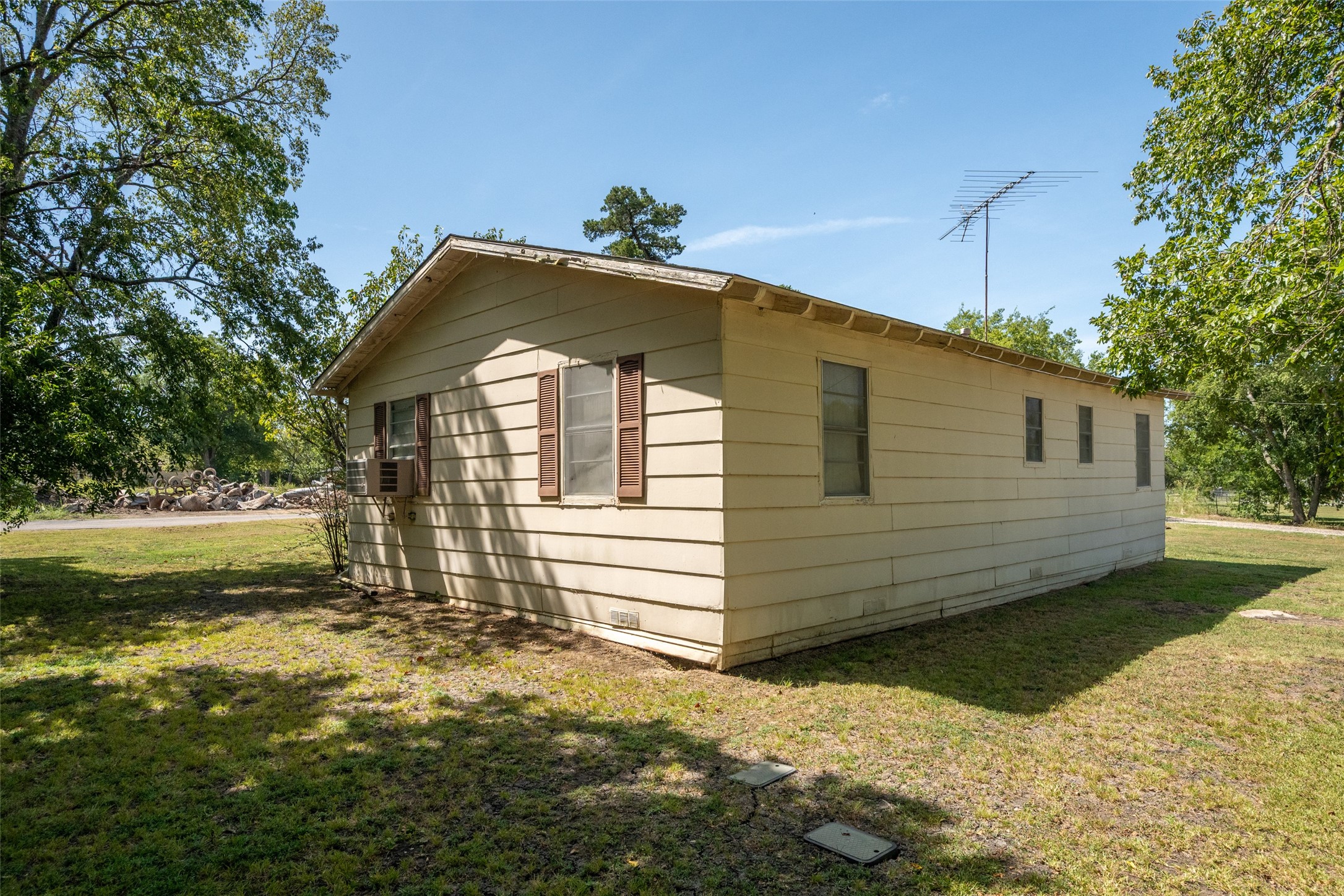 3982 County Road 2720 Caddo Mills TX 75135