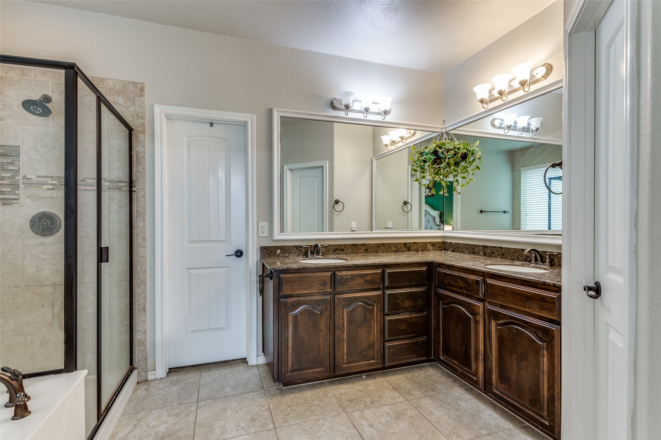 10948 Abbeyglen Court Fort Worth TX 76052