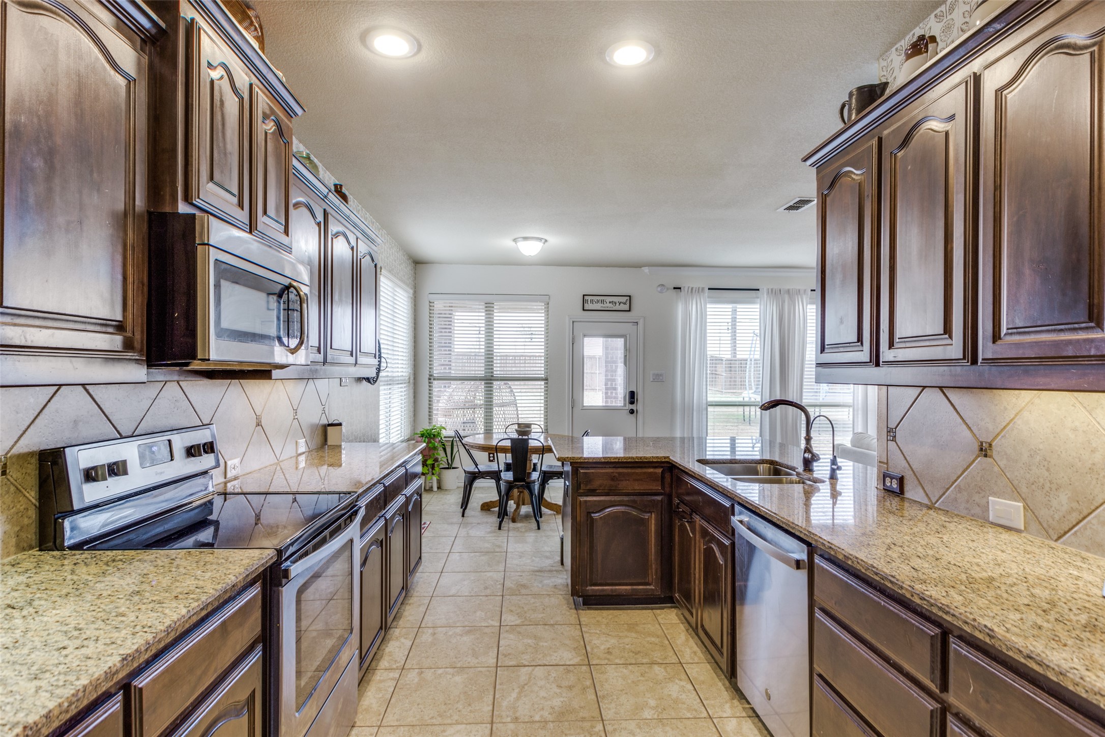 10948 Abbeyglen Court Fort Worth TX 76052