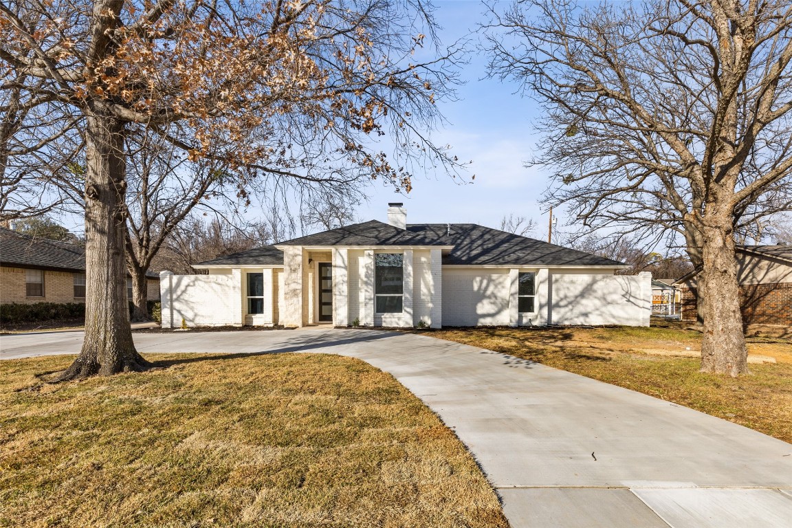 400 Oak Valley Drive Colleyville TX 76034