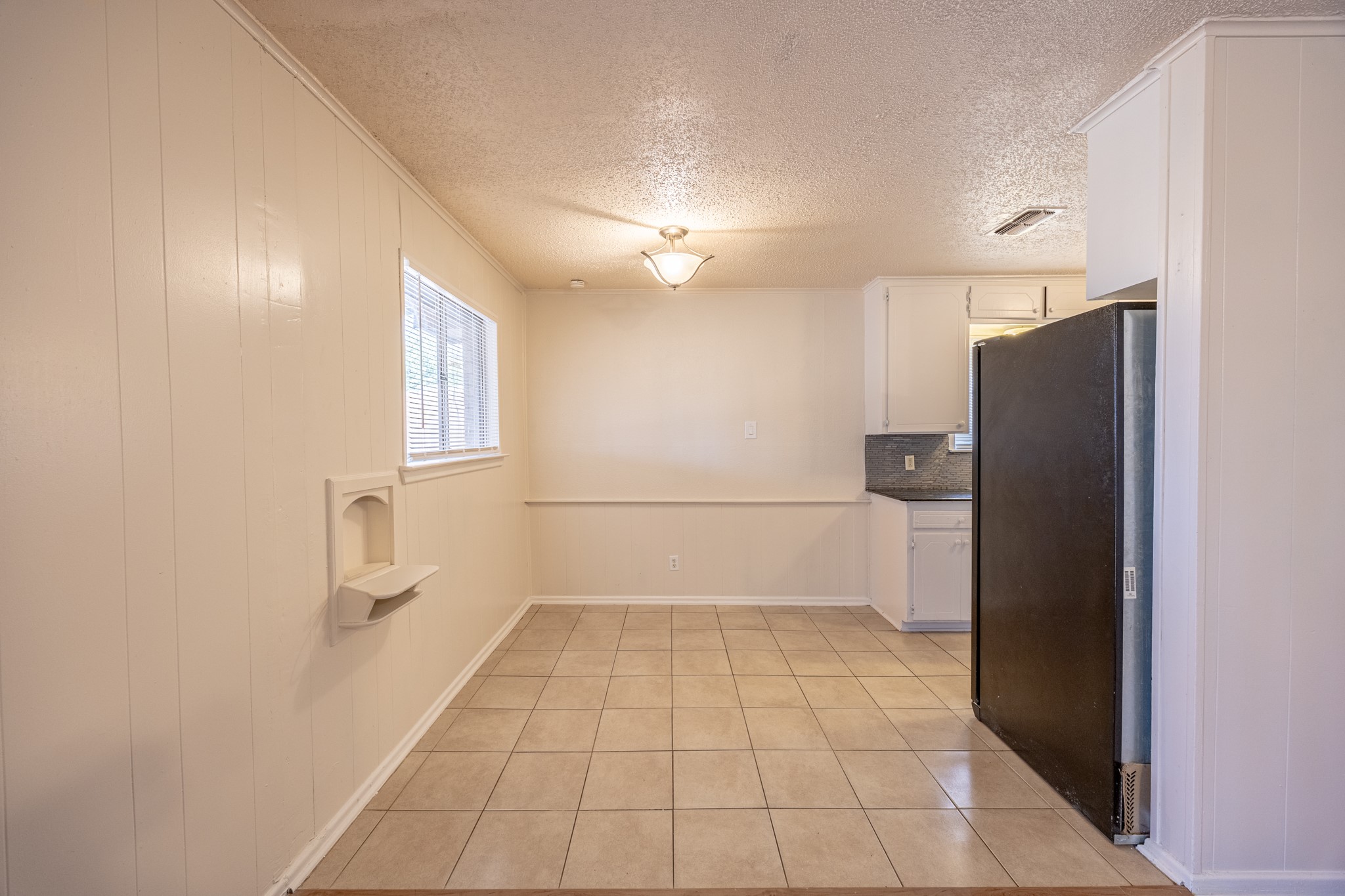 6704 Trailwood Drive Forest Hill TX 76140